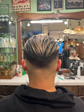 カラー メンズ オーナースタイリスト 佐藤のヘアスタイル