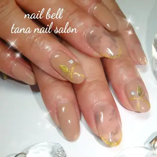 ネイル 占いができるネイルサロン「ネイルベル」所属・さいとう りなのネイルデザイン