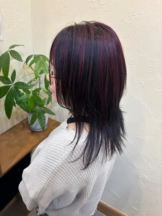 セミロング 井上 萌のヘアスタイル