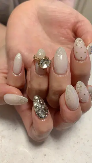 ネイル nico.nico.mark NAIL所属・小林 梓のエステ・リラクイメージ