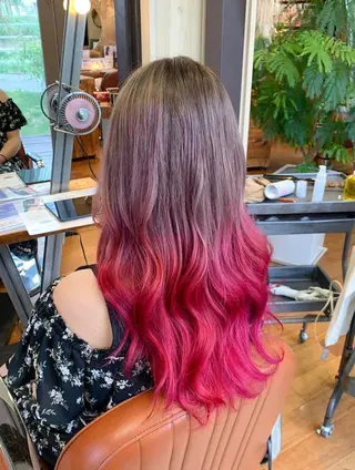 ロング カラー ヘアアレンジ NAGON STYLE  MICI所属・佐藤 美聡のヘアスタイル