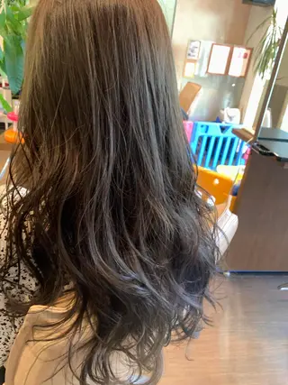 ロング カラー coupe ciseauxのヘアスタイル
