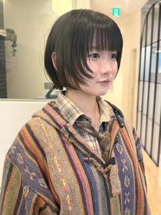 ミディアム 須藤 優真 切りっぱなしボブのヘアスタイル