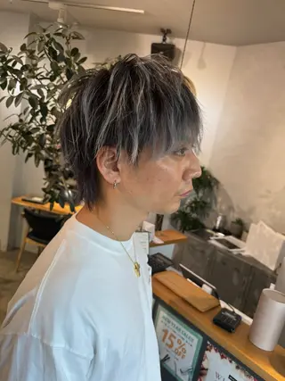 ショート 岸川 恭子のヘアスタイル