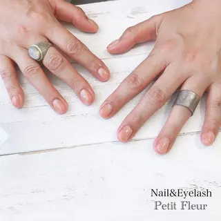 ネイル Petit Fleur所属・青柳 亜梨奈のマツエク・マツパデザイン