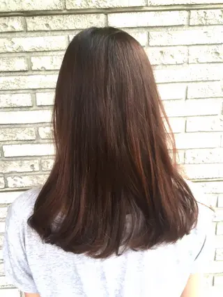 セミロング カラー デザインヘア 小林裕史のヘアスタイル