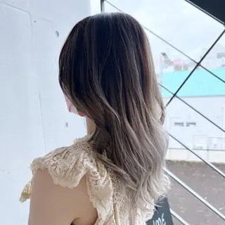 セミロング カラー ☕️ベージュカラー 内藤光哉☕️のヘアスタイル