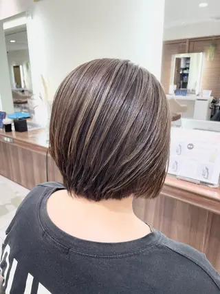 ショート 清藤 綾のヘアスタイル