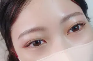 メンズ マツエク・マツパ アイブロウ NAZ eyelash&eyebrow by medical salon所属・NAZ 表参道 Tomokoのマツエク・マツパデザイン