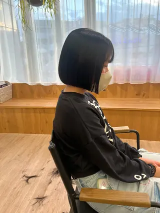 ミディアム 田中 愛梨のヘアスタイル