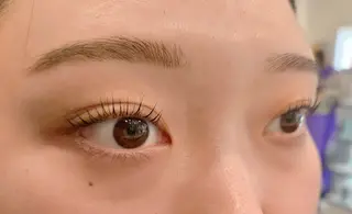 マツエク・マツパ 関口 友菜のヘアスタイル