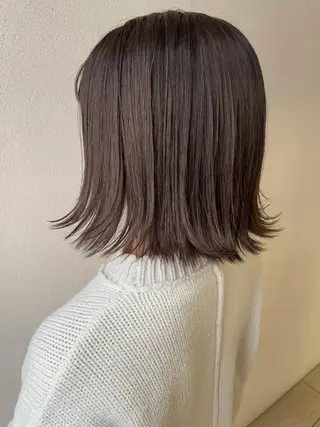 ミディアム カラー 沢田 瞳のヘアスタイル