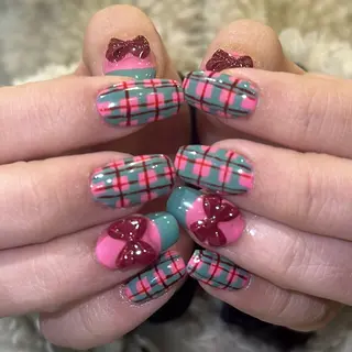 ネイル 👽個性派ネイル🎀 komachiのヘアスタイル