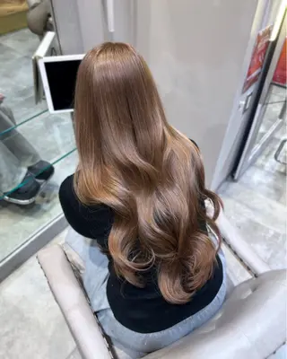 ロング 🤍ふんわりアイドル カラー🎀Rio🪽のヘアスタイル