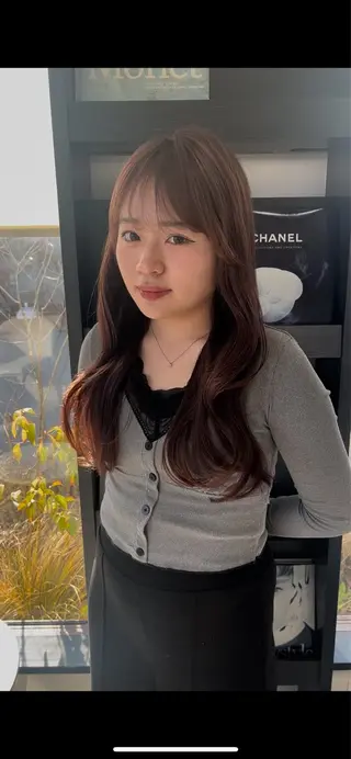 ロング 寺島 理菜のヘアスタイル