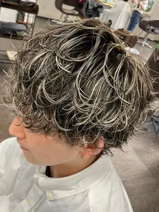 ショート カラー メンズ モテ髪🌈細矢 森平のヘアスタイル