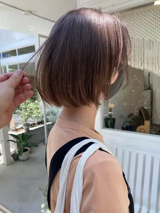 ミディアム カラー ブリーチカラーが人気 onnuのヘアスタイル