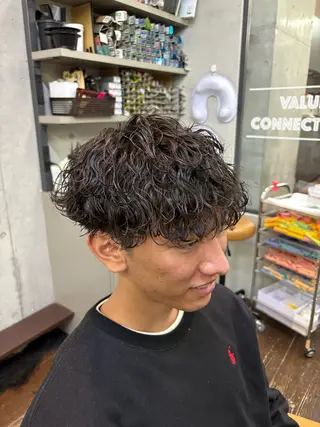 ショート パーマ メンズ 山口 陽平のヘアスタイル