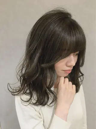 セミロング カラー 指名支持率NO.1 スタイリストのヘアスタイル