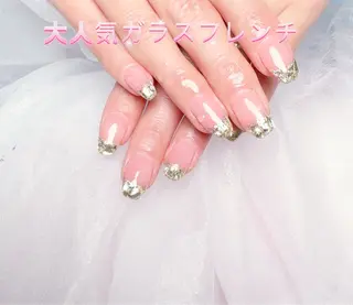 ネイル pink ladyサロン所属・べ にのネイルデザイン