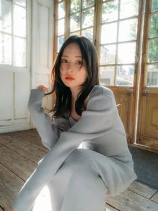 セミロング yuka .のヘアスタイル