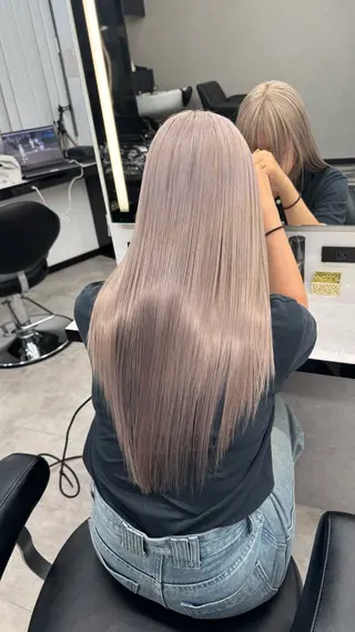 ロング カラー ZYNX所属・MAHIRO/複雑 履歴/ハイトーンのヘアスタイル