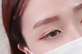 メンズ アイブロウ NAZ eyelash&eyebrow by medical salon所属・NAZ 表参道 Tomokoのマツエク・マツパデザイン