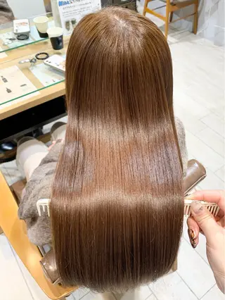 ロング まろやかベージュ／ 大上なおみのヘアスタイル