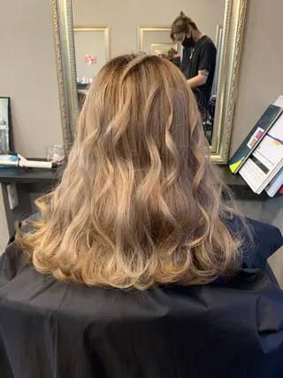 セミロング Selene hair OSAKAのヘアスタイル