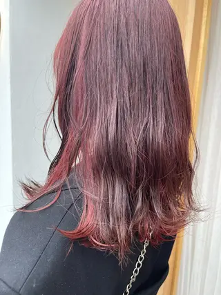 ミディアム カラー 由比藤理子 ブリーチカラー🌈のヘアスタイル