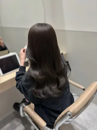 ロング カラー ナツミ/透明感カラー /酸性ストレートのヘアスタイル