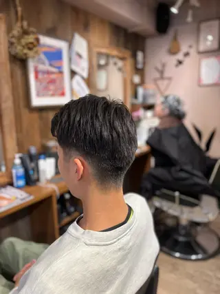 ミディアム 角田リサ /代々木上原のヘアスタイル