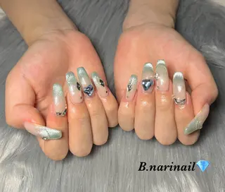 ネイル b.nari nailのネイルデザイン