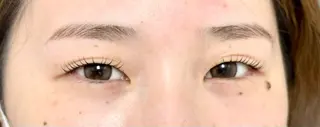 マツエク・マツパ Luaeyebeautyのぞみ野所属・福田 美咲の眉毛・アイブロウイメージ