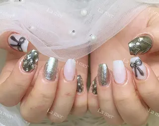 ネイル 🌻 Momoko_のネイルデザイン