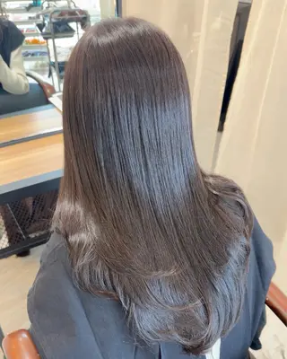 カラー 髙井 麻帆のヘアスタイル