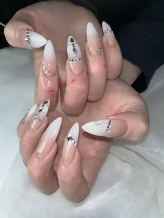 ネイル うにゃねいる🌷 Mayaのネイルデザイン