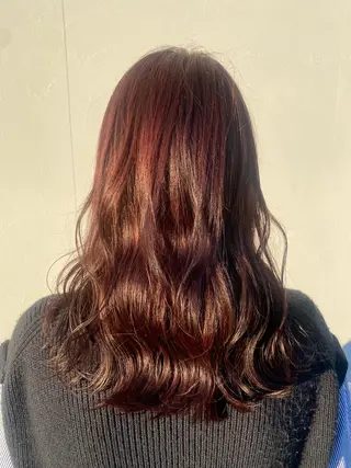 ミディアム カラー 三田 一希のヘアスタイル