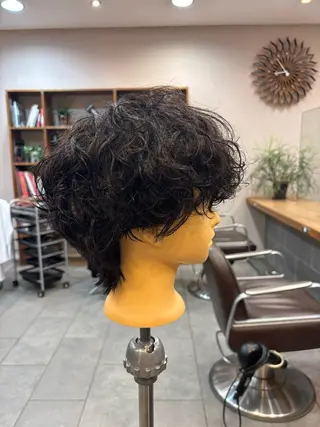 ショート パーマ メンズ 増田 枝里子のヘアスタイル