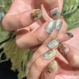 ネイル SALON VILLAGE AOYAMA 2nd.所属・NAKAMURA HARUKAのネイルデザイン