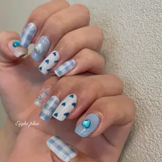 ネイル Eight plusのネイルデザイン