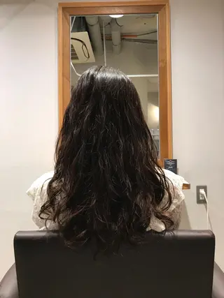 ロング パーマ TELA HAIR 幕張本郷所属・TELA HAIR 幕張本郷店　千尋のヘアスタイル