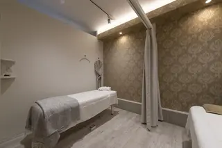 BUHTI ブーチ 本八幡のマツエク・マツパデザイン