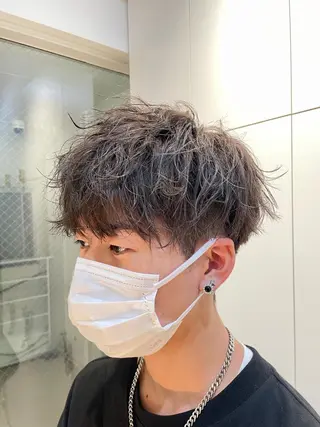 カラー ヘアアレンジ メンズ 艶髪✨寒色カラー✨ 翁長孝輔のヘアスタイル