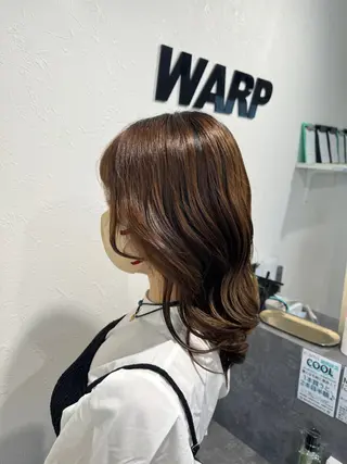 セミロング ハイトーン/レイヤー /艶カラー🎀のヘアスタイル