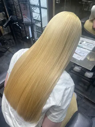 ロング ブリーチ＆縮毛矯正 🧸tomoki🧸のヘアスタイル