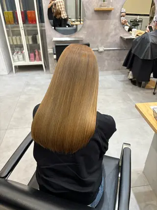 セミロング shes梅田 はまもとのヘアスタイル