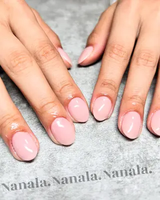 ネイル Nanala. LUNAのネイルデザイン