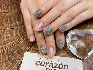 ネイル corazon所属・ネイリスト aicoのネイルデザイン