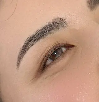 アイブロウ salon moiのマツエク・マツパデザイン